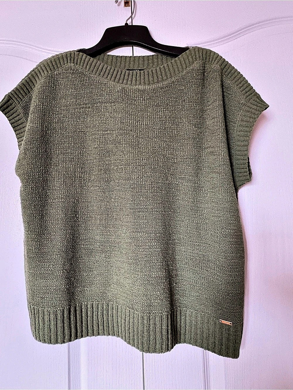 JONES Green Olive Knit Sweater Size Large NWT